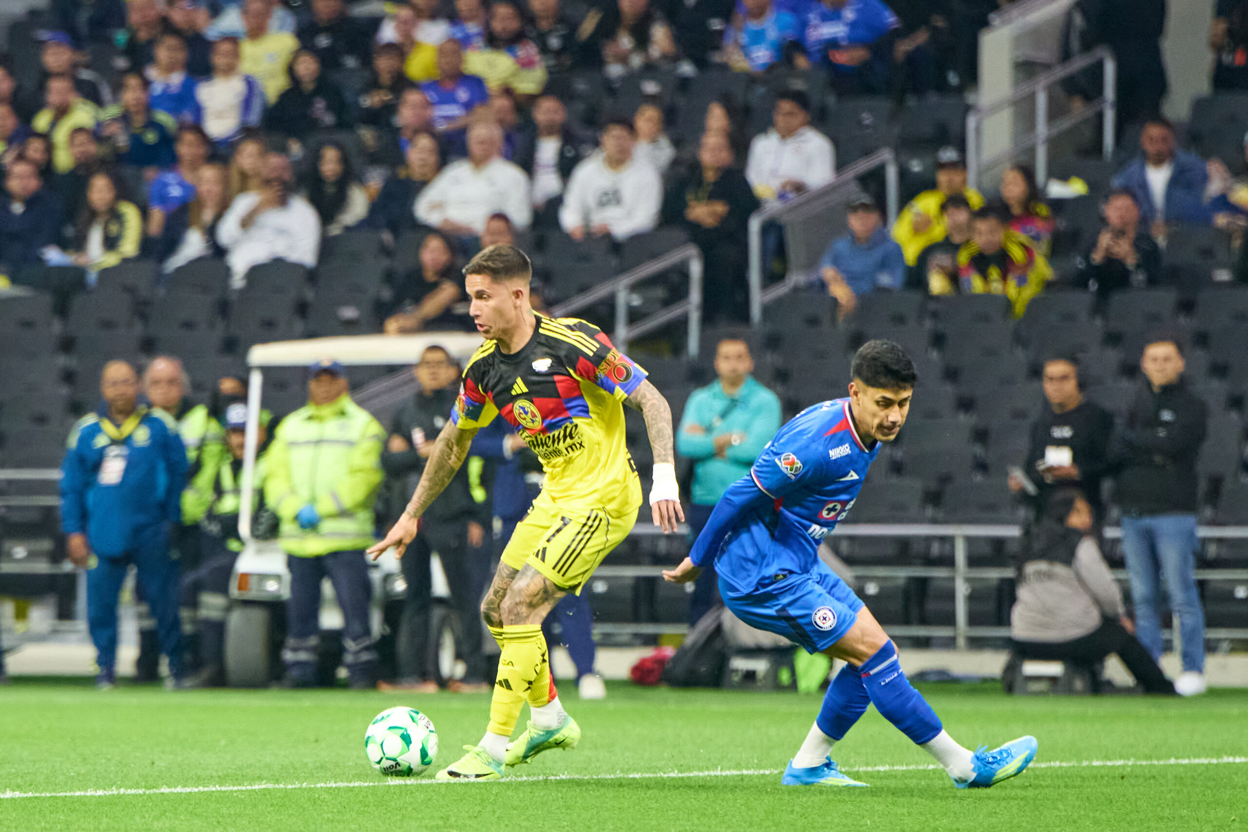 América regresa al Estadio Banorte, Pato Salas anota el primer gol del renovado inmueble del Banorte