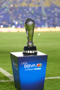 Empate sin daño, Cruz Azul y Pumas cerrarán la Final de Vuelta en el Olímpico Universitario.